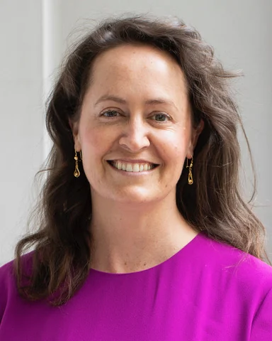 Portrait of Dr Simonne Shepperd